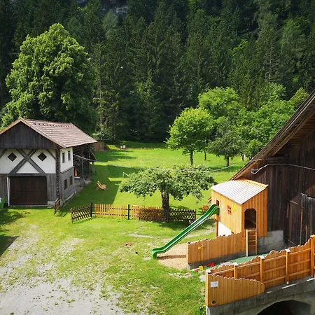 Lindenhof Отель Обердраубург