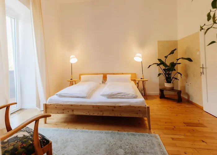 מלון Lindenhof אוברדראובורג