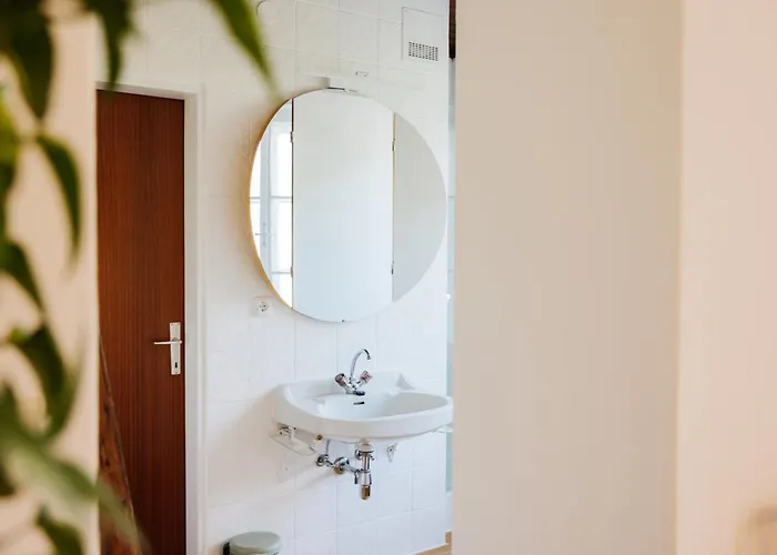 Lindenhof * אוברדראובורג