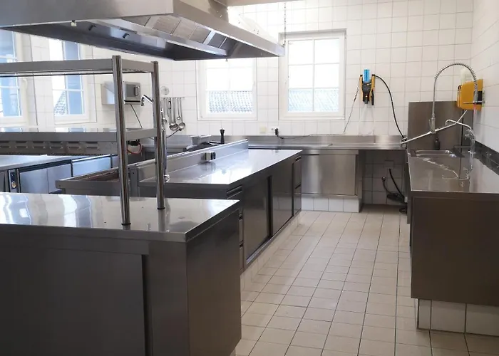 מלון Lindenhof *